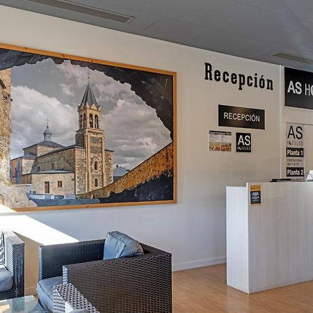As Hoteles Ponferrada Columbrianos Exterior photo